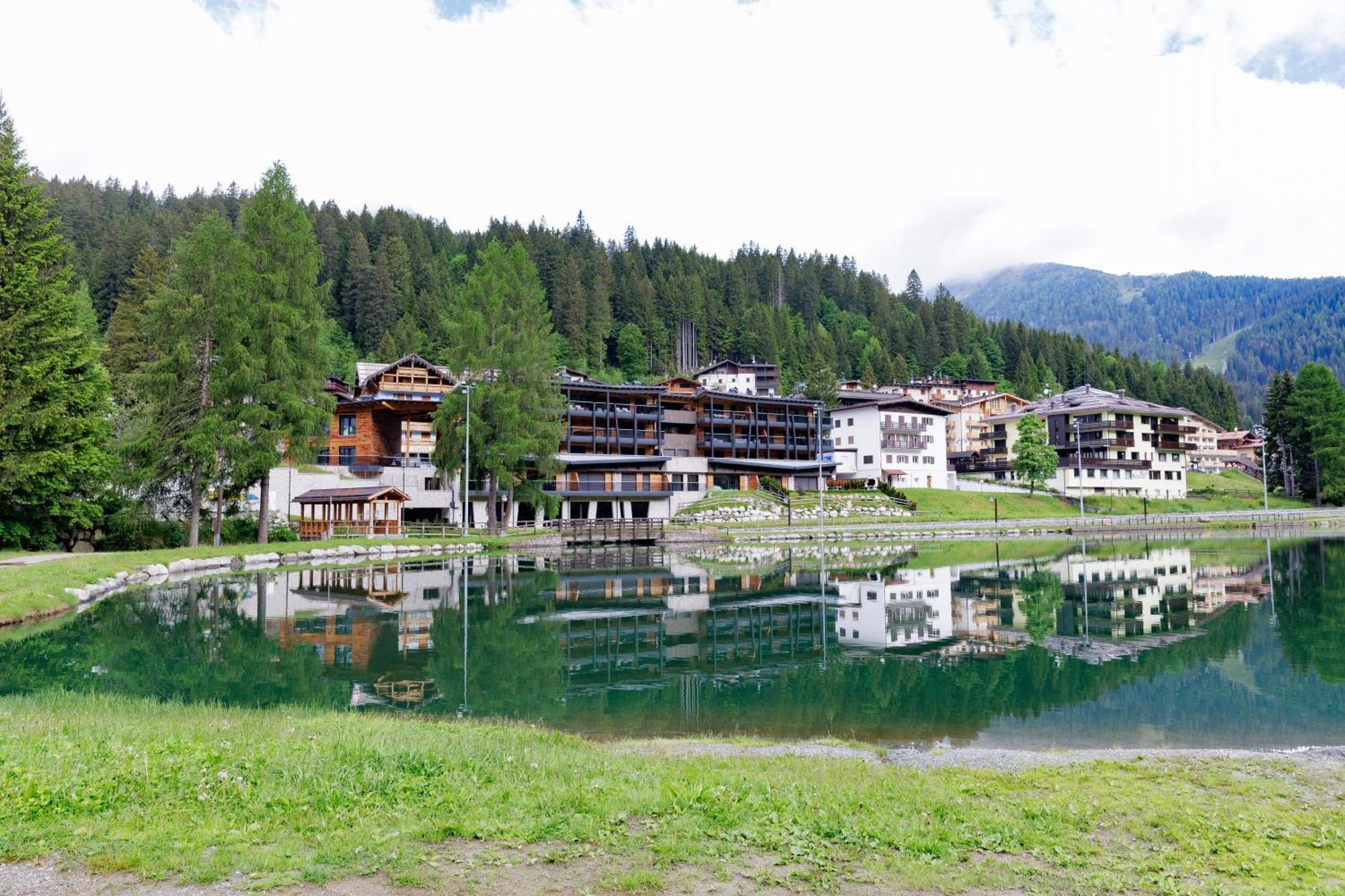 Campiglio Wood Apartment Madonna di Campiglio Luaran gambar